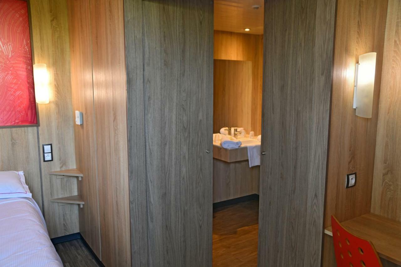 ดิ ออริจินัล แอคเซส โฮเทล สนามบินโอริยัก Hotel โอริแยค ภายนอก รูปภาพ